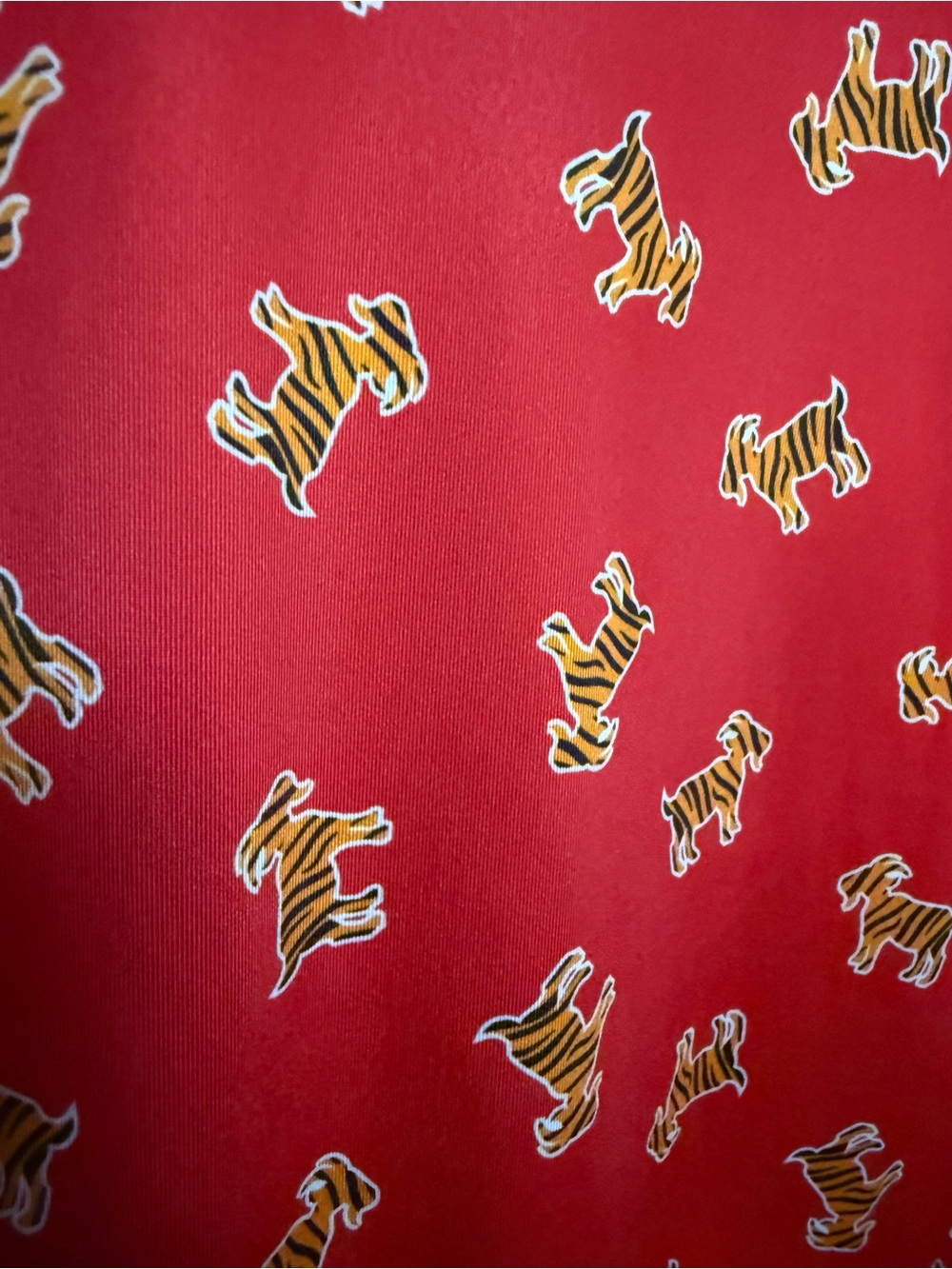 SOLD: Mercari. β³οΈ Waggle Tiger Print Golf Polo Shirt XL Performance Stretch - Picture 5 of 6
